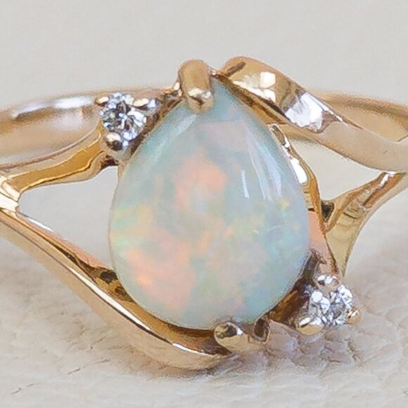 14K Gold Australian Opal & Diamond Ring – Vintage 1990s Setting, Size 6.75 - Picture 7 of 16